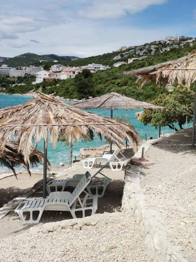 Beautiful Fully Renovated Apartment By The Sea, Large Balcony With Enchanting Views Неум Екстериор снимка